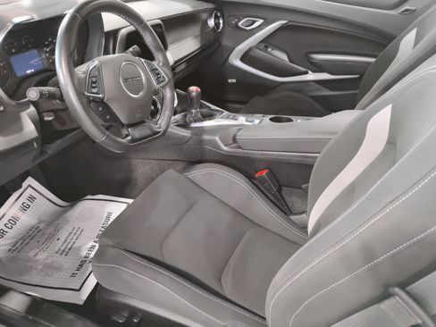 Used 2023 Chevrolet Camaro LT w/ Technology Package RWD image 8