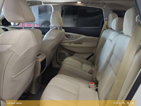 Used 2018 Nissan Murano SL w/ Moonroof Package image 10
