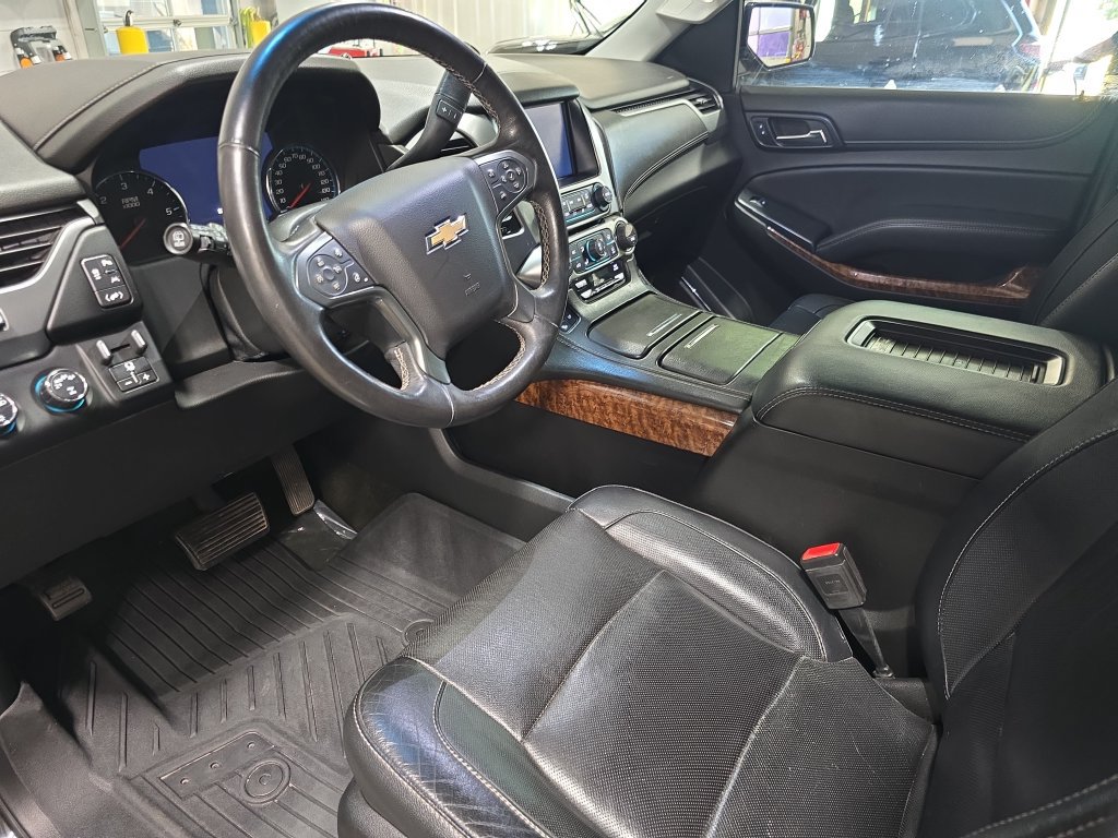Used 2018 Chevrolet Tahoe Premier AWD/4WD image 18