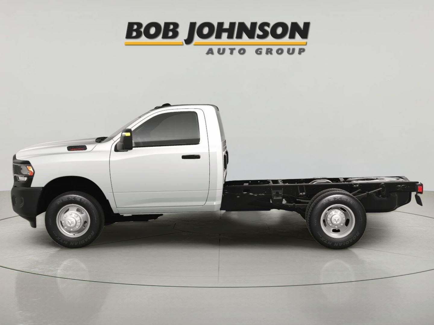 New 2024 RAM 3500 Tradesman AWD/4WD image 3