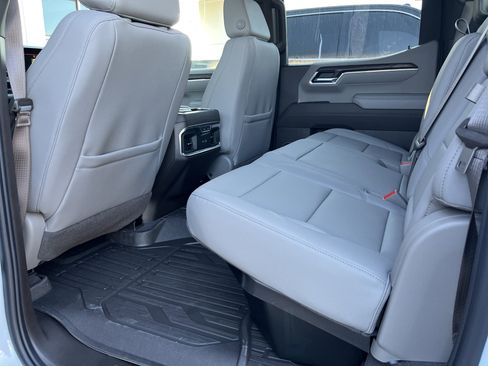 New 2026 GMC Sierra 1500 SLT w/ SLT Premium Package image 11