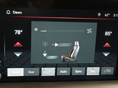 Used 2023 GMC Yukon SLT AWD/4WD image 19
