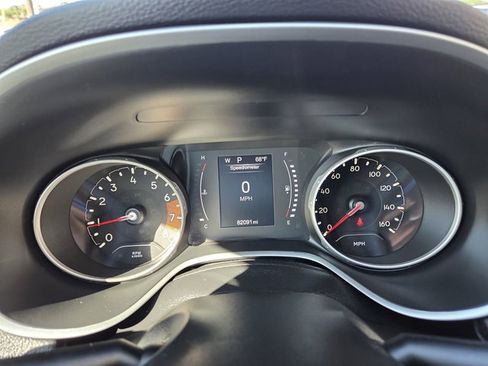 Used 2020 Jeep Compass Latitude AWD/4WD image 23