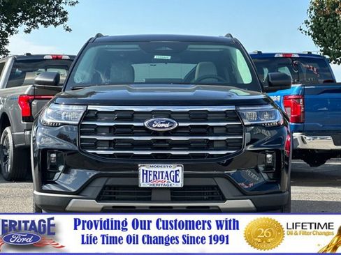 New 2025 Ford Explorer Active w/ Active Comfort Package image 9