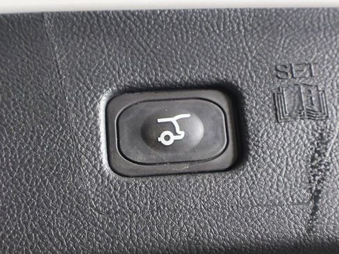 Used 2024 Ford Edge SEL w/ Convenience Package image 45