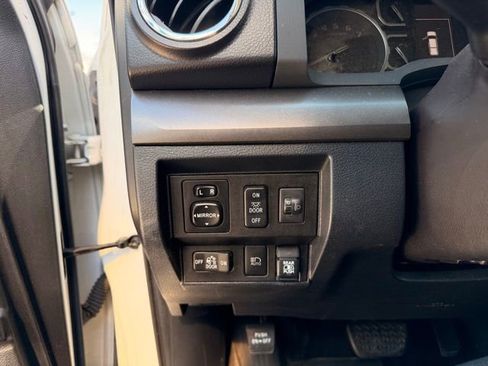 Used 2019 Toyota Tundra SR5 image 15