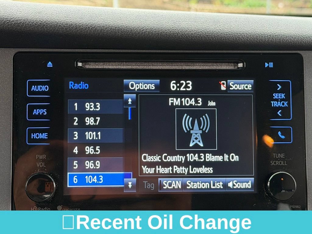 Used 2015 Toyota Sienna LE FWD image 20