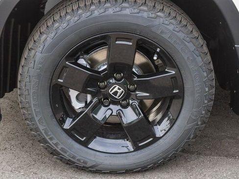 New 2026 Honda Ridgeline Black Edition image 11