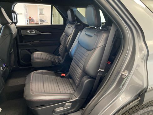 New 2026 Ford Explorer ST-Line AWD/4WD image 39