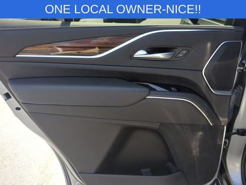 Used 2024 Cadillac Escalade Premium Luxury w/ Performance Package AWD/4WD image 28