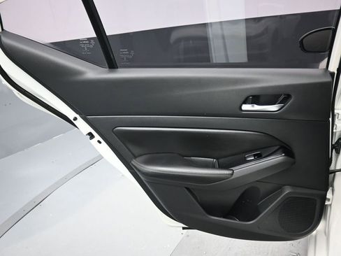 Used 2020 Nissan Altima 2.0 Platinum FWD image 30