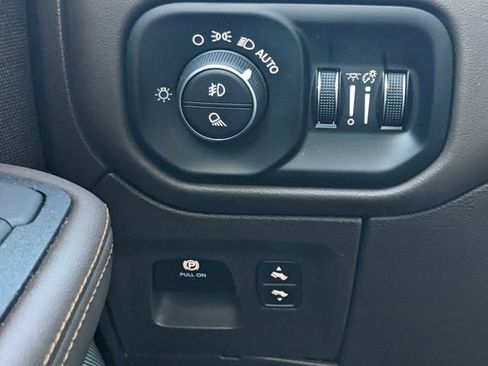 Certified 2026 RAM 1500 Limited image 21