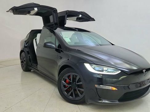Used 2024 Tesla Model X Plaid image 94