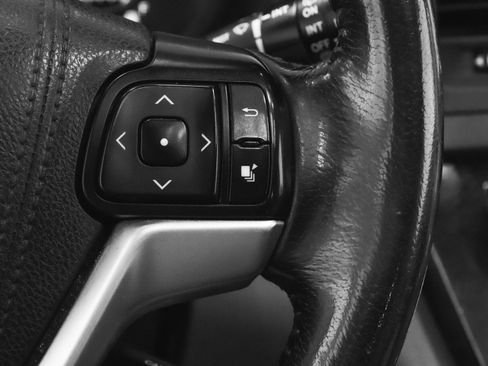 Used 2016 Toyota Sienna XLE Premium image 31