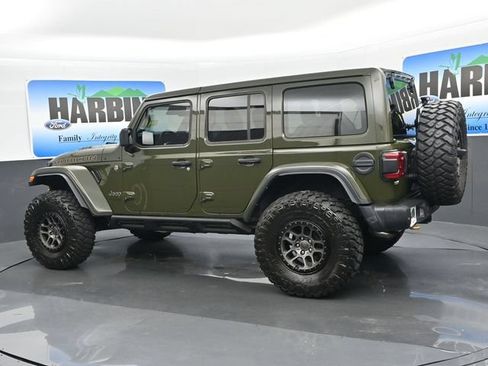 Used 2022 Jeep Wrangler Unlimited Rubicon w/ Xtreme Recon 35" Tire Package AWD/4WD image 3