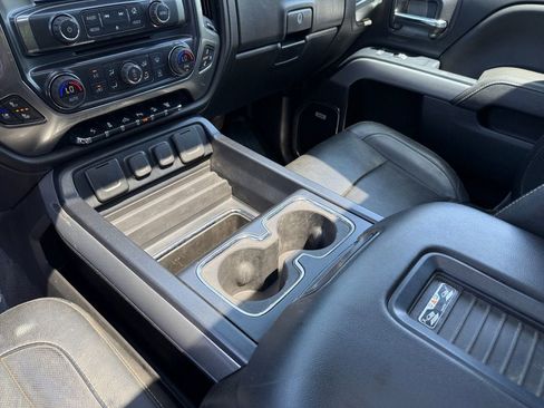 Used 2019 Chevrolet Silverado 2500 LTZ w/ Duramax Plus Package AWD/4WD image 19