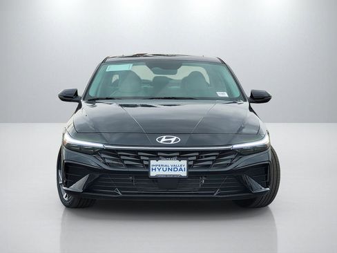 New 2026 Hyundai Elantra Limited image 2