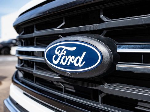 Used 2024 Ford F150 XLT w/ Tow/Haul Package AWD/4WD image 3