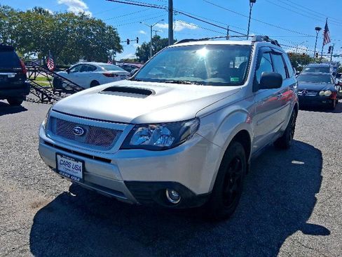 Used 2010 Subaru Forester 2.5XT Limited image 5