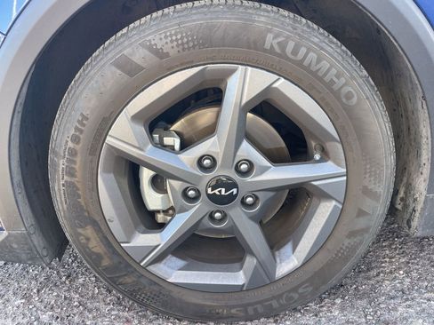 Certified 2025 Kia K4 image 5