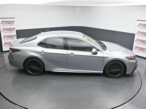 Used 2023 Toyota Camry XSE FWD image 31