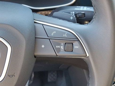 Used 2025 Audi Q3 2.0T Premium w/ Convenience Package image 18