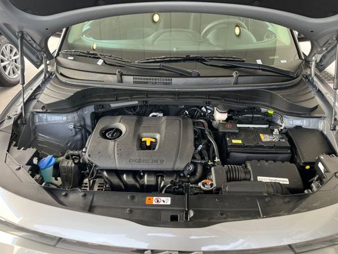 Used 2025 Kia Soul LX w/ LX Technology Package image 32