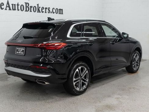 Used 2025 Audi Q5 Premium AWD/4WD image 42