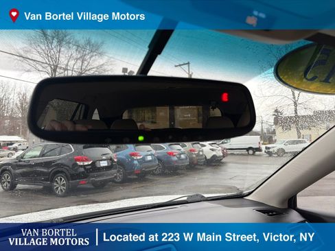 Used 2015 Subaru Outback 2.5i Limited image 26