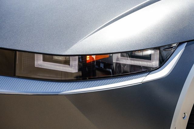 Certified 2023 Hyundai Ioniq 5 Limited RWD image 8