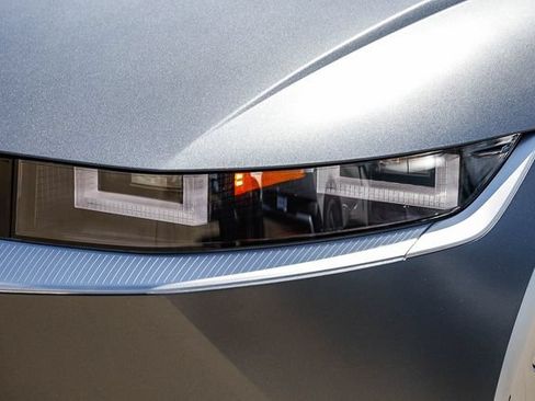 Certified 2023 Hyundai Ioniq 5 Limited RWD image 8