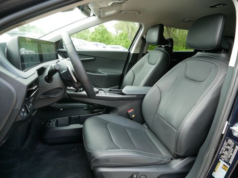Certified 2023 Kia EV6 Wind AWD/4WD image 33