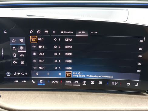Used 2025 Audi Q5 Premium Plus w/ Premium Plus AWD/4WD image 23