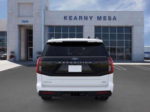 New 2026 Ford Expedition Max Active RWD image 5