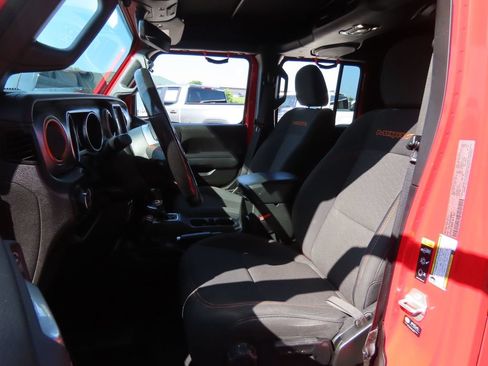 Used 2023 Jeep Gladiator Mojave w/ LED Lighting Group AWD/4WD image 21