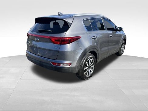 Used 2018 Kia Sportage EX image 8