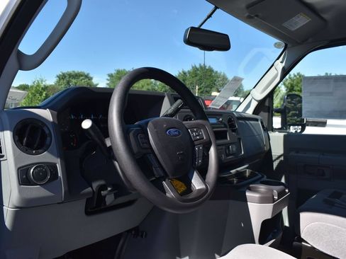 New 2025 Ford E-350 and Econoline 350 Super Duty w/ Power Equipment Group RWD image 23
