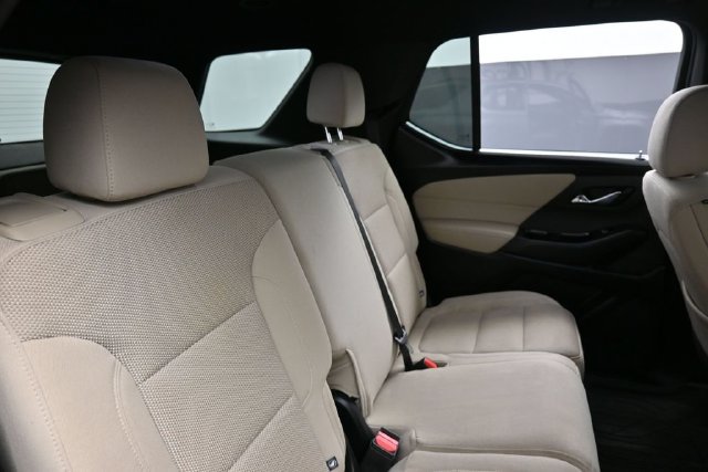 Used 2023 Chevrolet Traverse LS w/ Midnight/Sport Edition FWD image 29