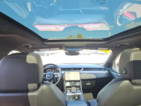 Used 2024 Jaguar F-PACE R-Dynamic S AWD/4WD image 34
