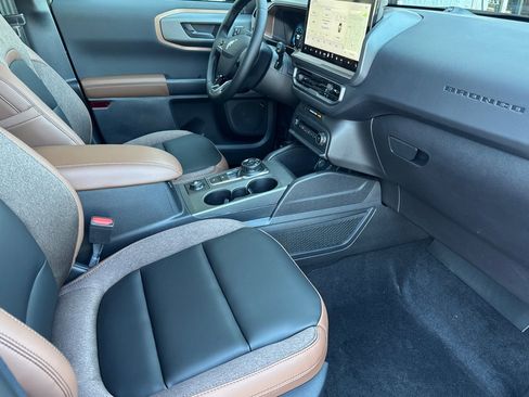 New 2025 Ford Bronco Sport Outer Banks w/ Outer Banks Tech Package+ image 17