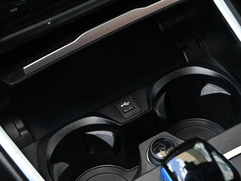 Certified 2023 BMW i4 eDrive35 RWD image 36