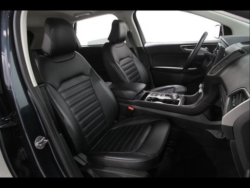 Used 2023 Ford Edge SEL w/ Convenience Package AWD/4WD image 16