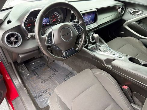 Used 2021 Chevrolet Camaro LT w/ Technology Package RWD image 23