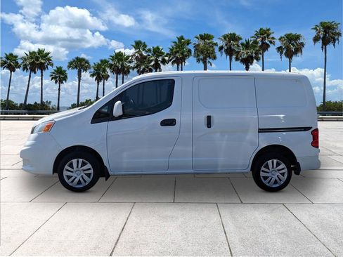 Used 2021 Nissan NV200 SV w/ Sliding Door Glass Package image 4