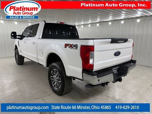 Used 2017 Ford F250 Lariat w/ Lariat Value Package image 3