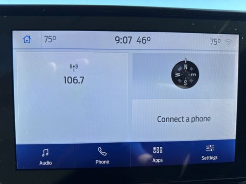 Used 2020 Ford Explorer XLT w/ Comfort Package AWD/4WD image 9