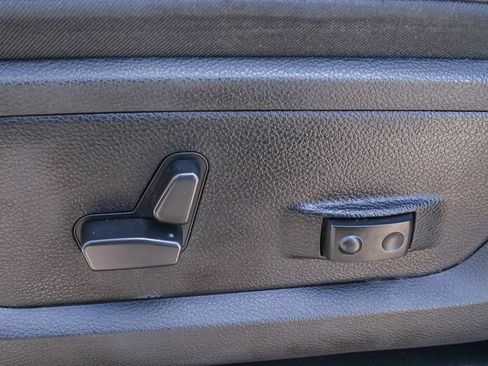 Used 2024 RAM 2500 Laramie AWD/4WD image 19
