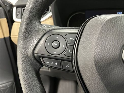 Used 2023 Toyota RAV4 LE image 37