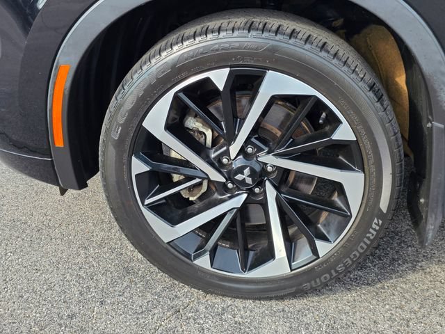 Used 2023 Mitsubishi Outlander SEL Black Edition AWD/4WD image 6