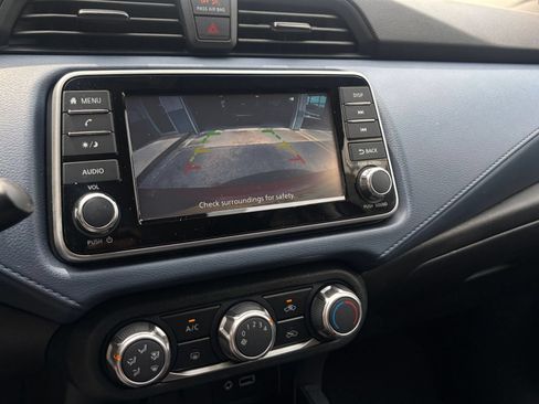Used 2025 Nissan Versa SV FWD image 29